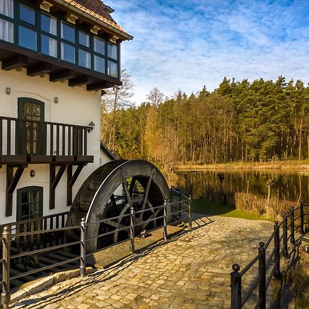 Gosciniec Pod Zajacem Bed and Breakfast Oleśnica Buitenkant foto