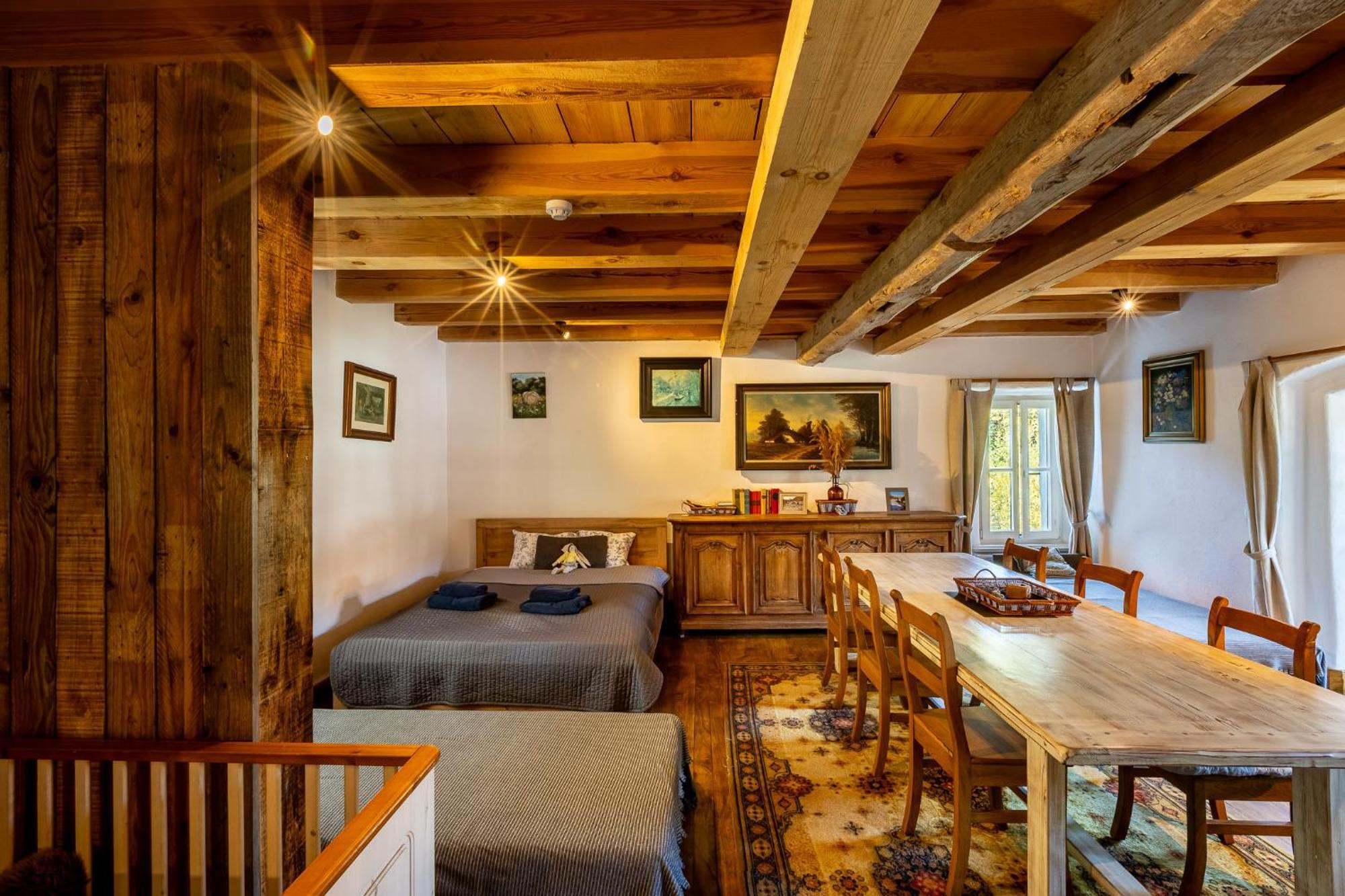 Gosciniec Pod Zajacem Bed and Breakfast Oleśnica Buitenkant foto