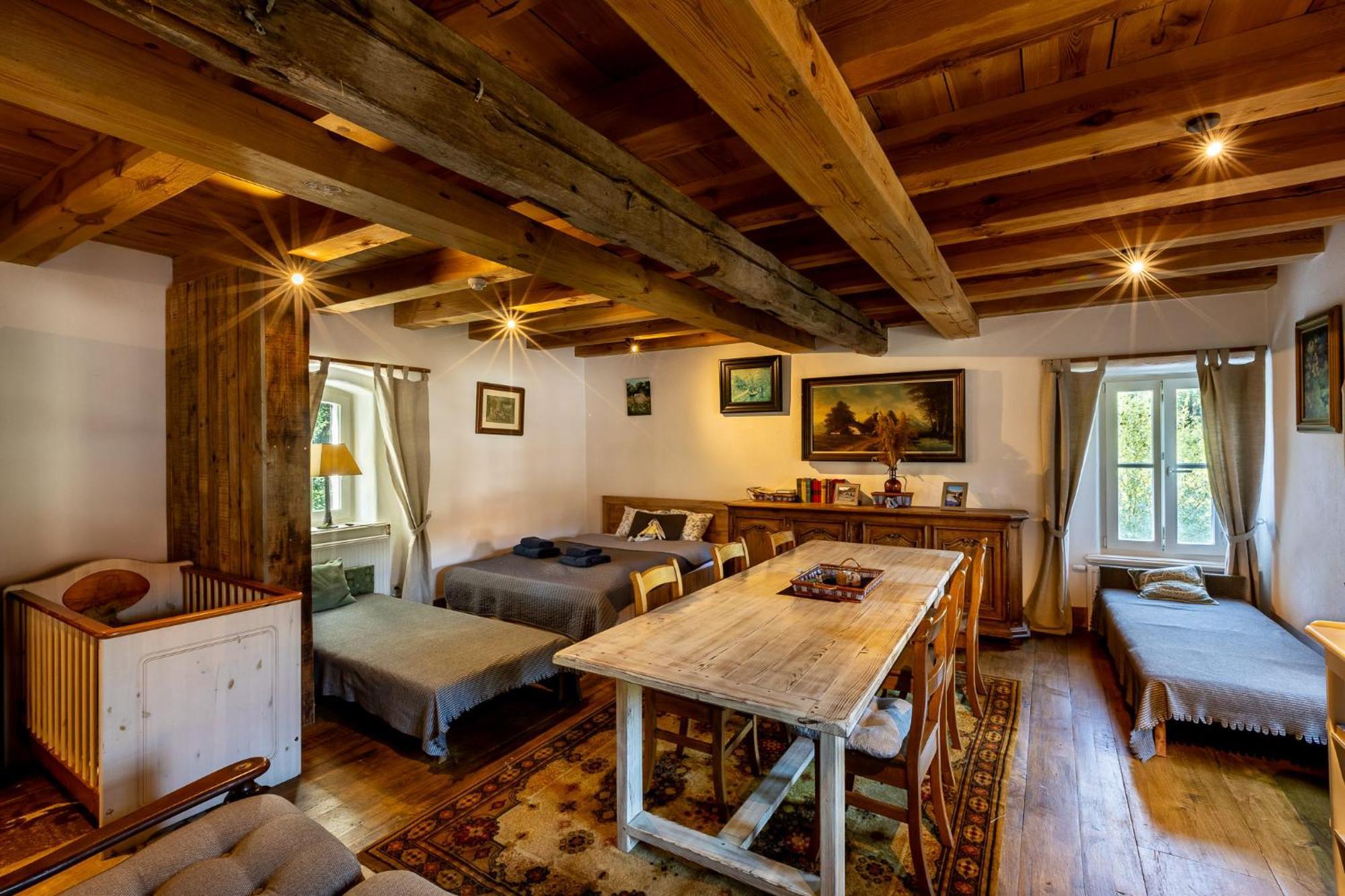 Gosciniec Pod Zajacem Bed and Breakfast Oleśnica Buitenkant foto