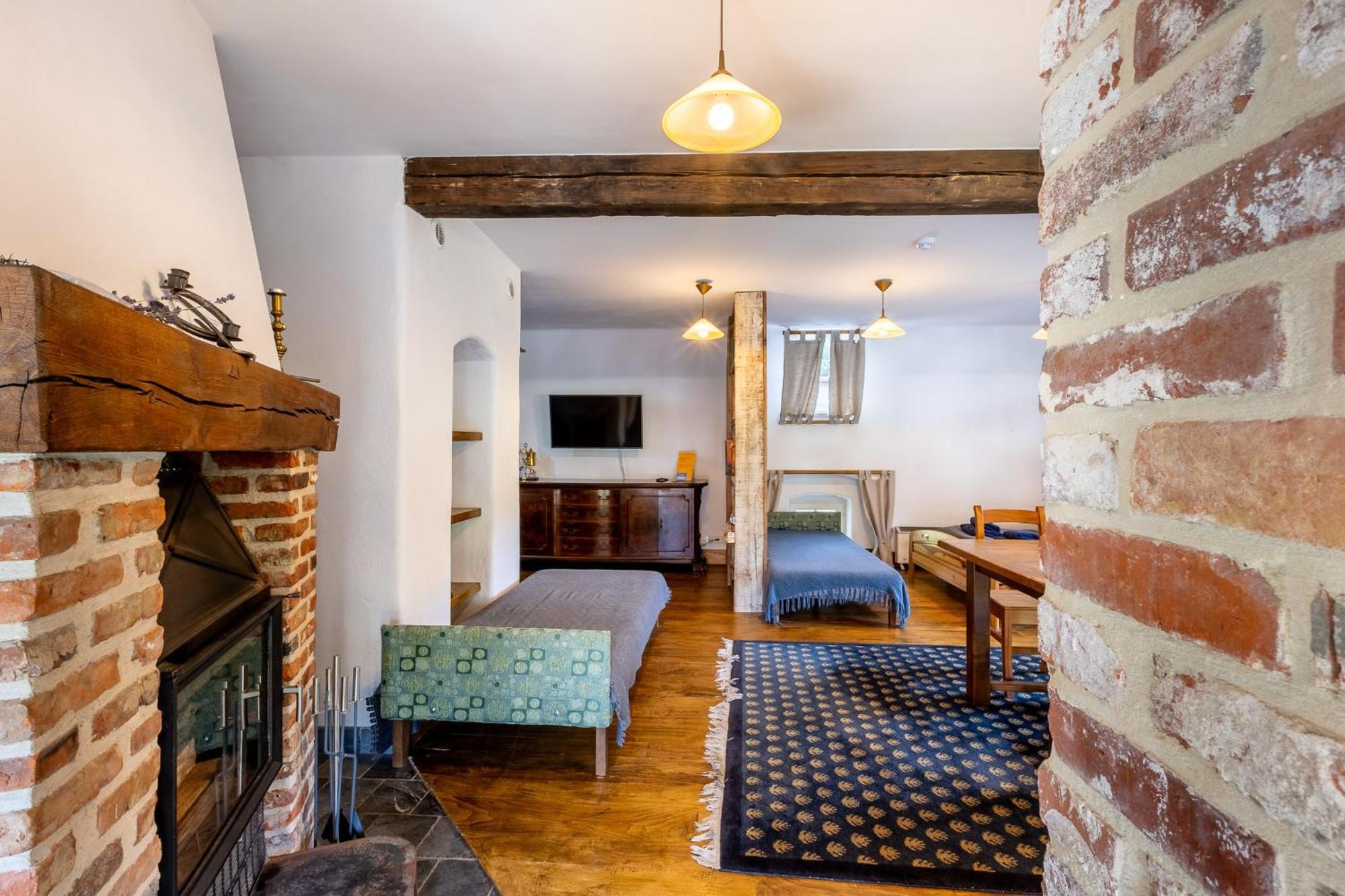 Gosciniec Pod Zajacem Bed and Breakfast Oleśnica Buitenkant foto