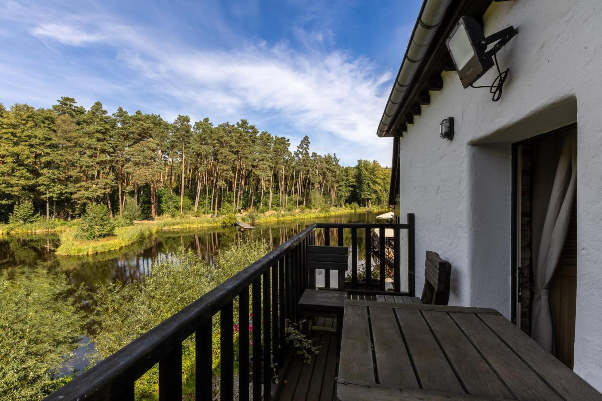 Gosciniec Pod Zajacem Bed and Breakfast Oleśnica Buitenkant foto