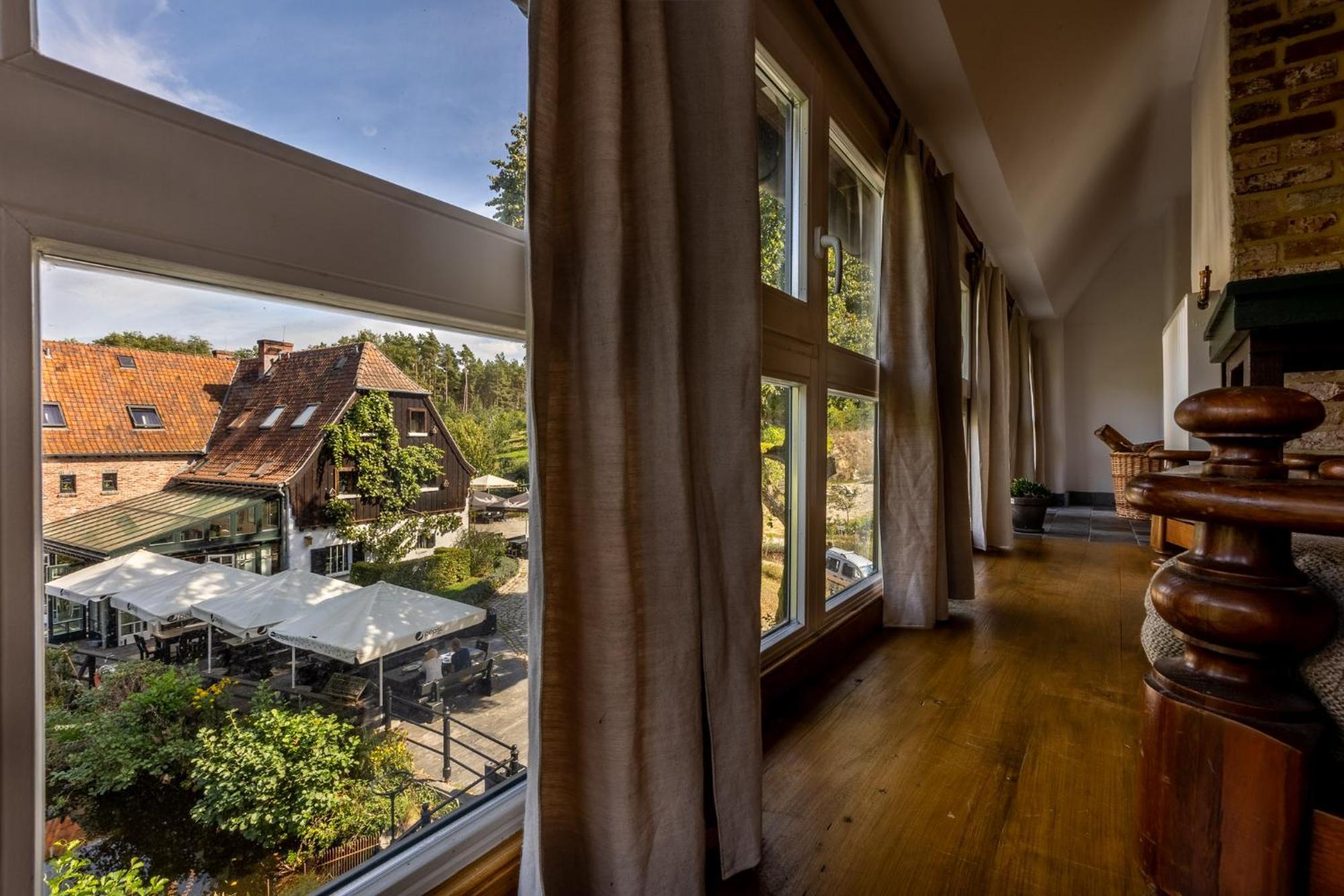Gosciniec Pod Zajacem Bed and Breakfast Oleśnica Buitenkant foto