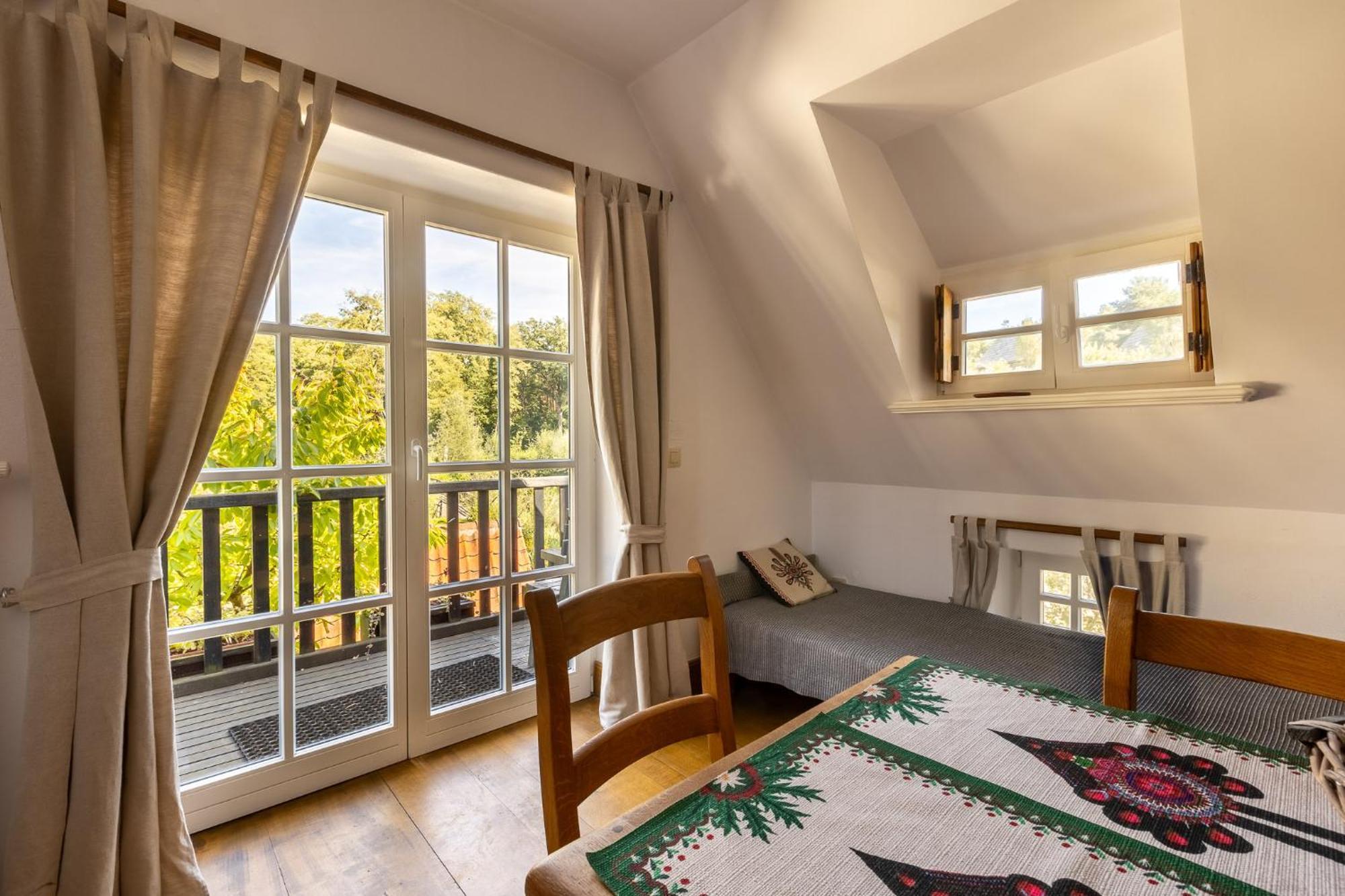 Gosciniec Pod Zajacem Bed and Breakfast Oleśnica Buitenkant foto