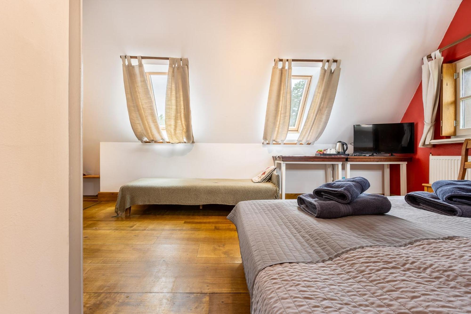 Gosciniec Pod Zajacem Bed and Breakfast Oleśnica Buitenkant foto